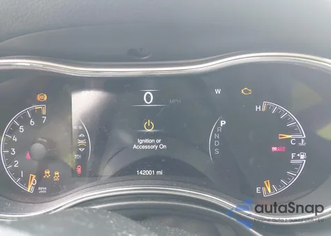 2015 Jeep Grand Cherokee Limited z USA, uszkodzony, nr VIN 1C4RJFBG0FC738325